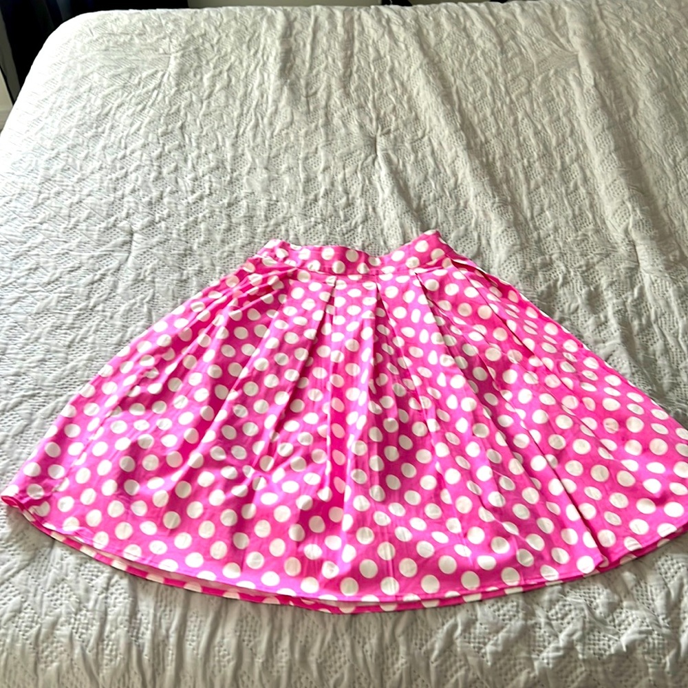 Spring/summer pink skirt